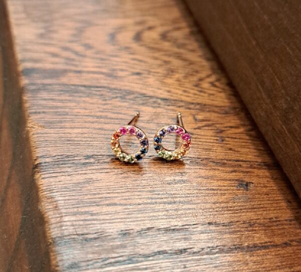 K18カラーサファイアピアス