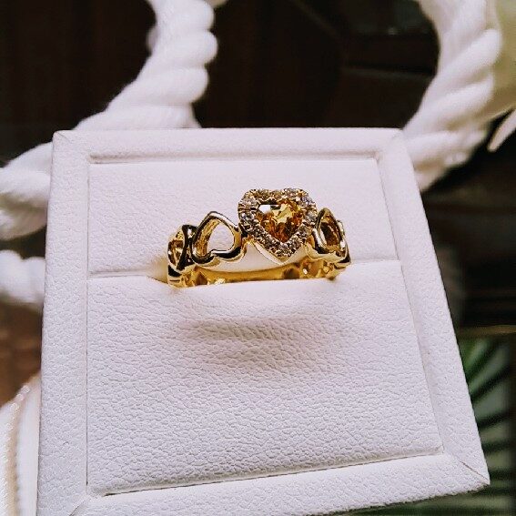 K18イエローサファイアリング