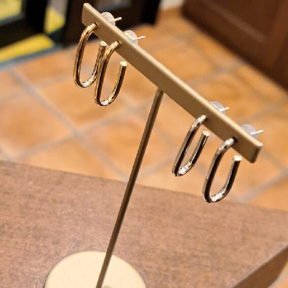 K18ygピアス/k18WGピアス