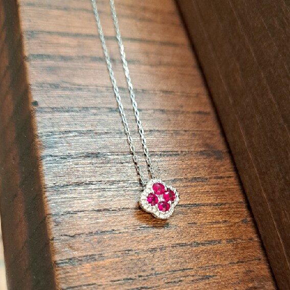 K18wgルビーペンダント